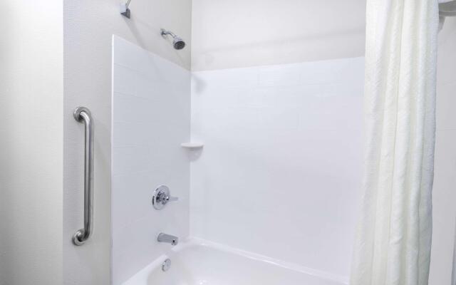 Sleep Inn & Suites Washington near Peoria