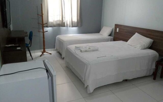 Hotel Jacarandá