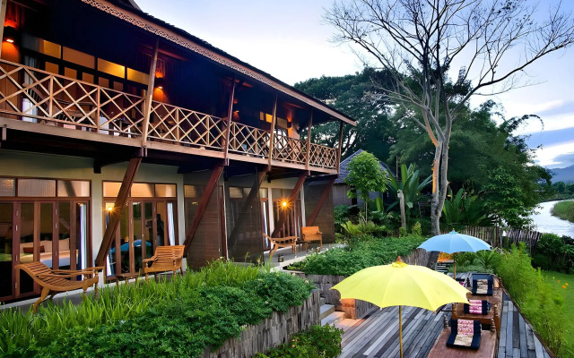 Hotel Des Artists Rose of Pai