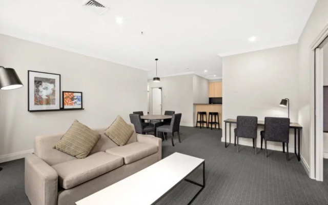 Melbourne City Suites