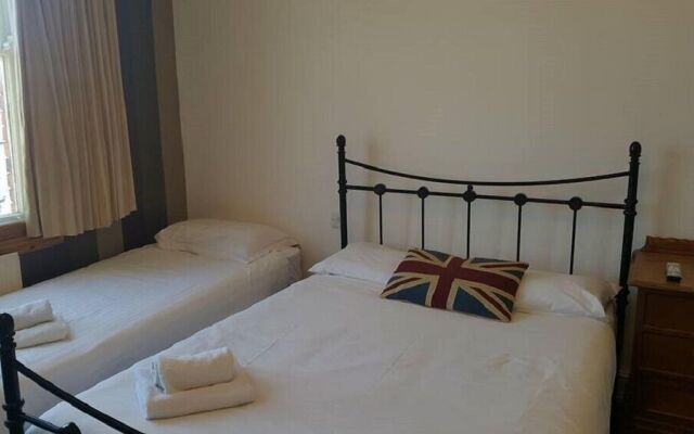 Syston Guest House