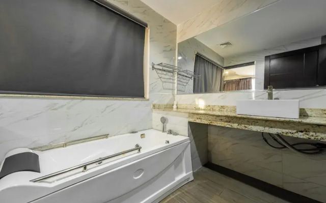 George Residence TLC