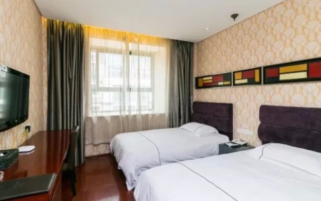 Baiheng Hotel (Yiwu International Trade City)