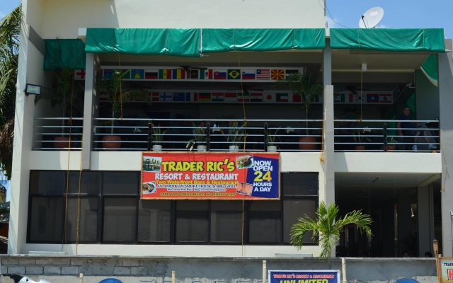 Trader Ric's Resort and Restaurant