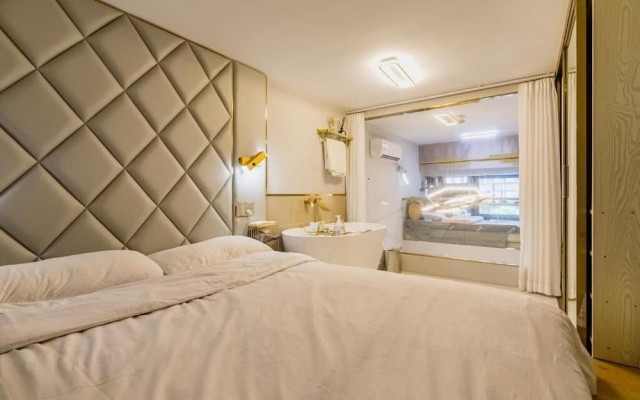 Shanghai Stylish Loft with 2B