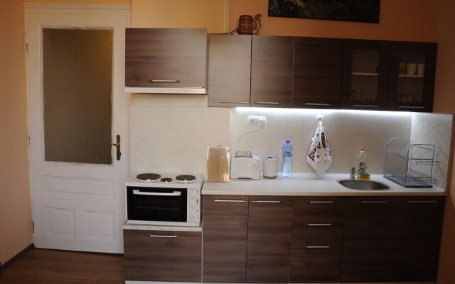 Emigrant apartment