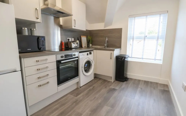 Apartment 4