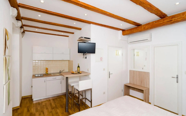 Apartments Raic