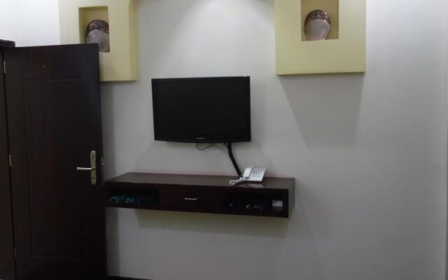Madaen 1 Hotel