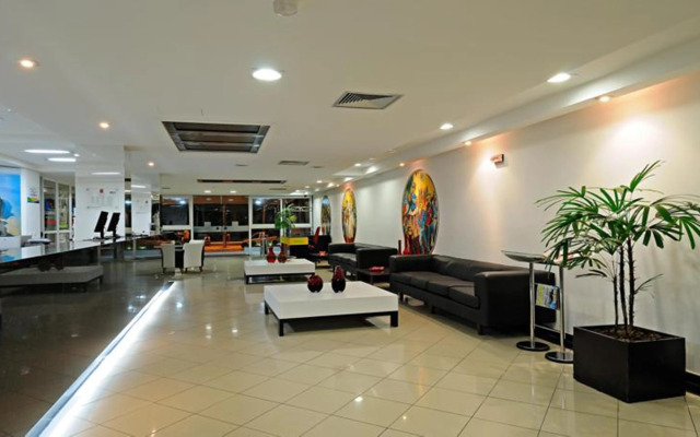 Nobile Suites Tambaú