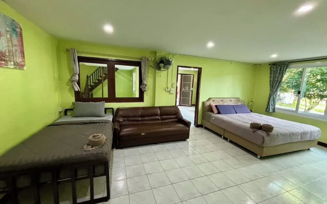 Baan Apa Erawan Resort