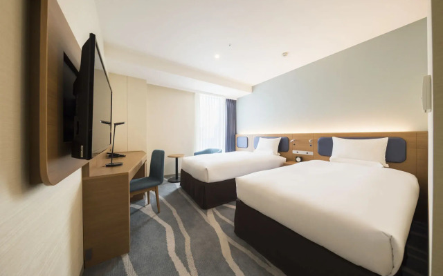 JR-East Hotel Mets Funabashi