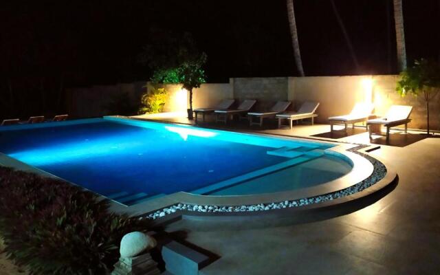 Sleeping Elephant Beach Resort