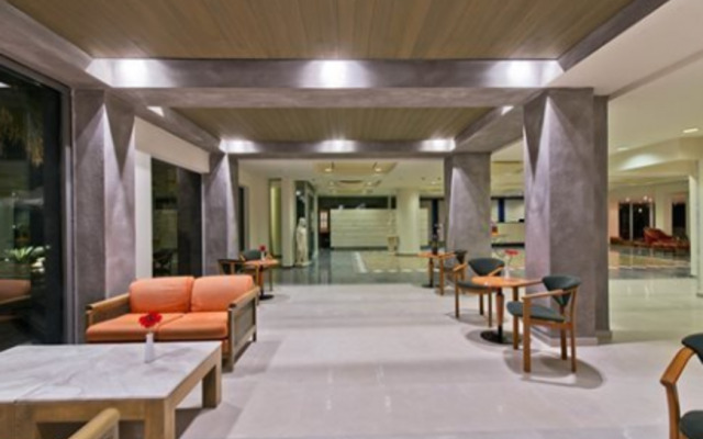 Minos Aparthotel