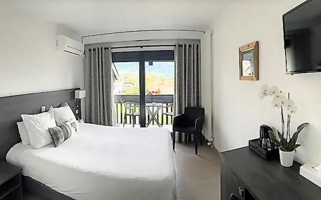 Logis Hôtel Annecy Nord / Argonay