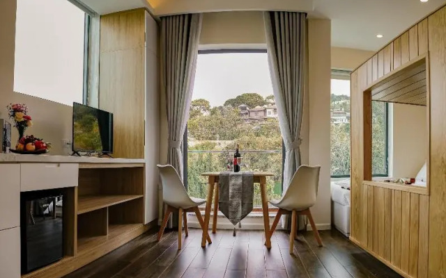 Redpine Condotel