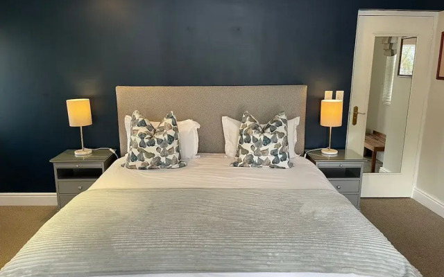 Plumwood Boutique Hotel