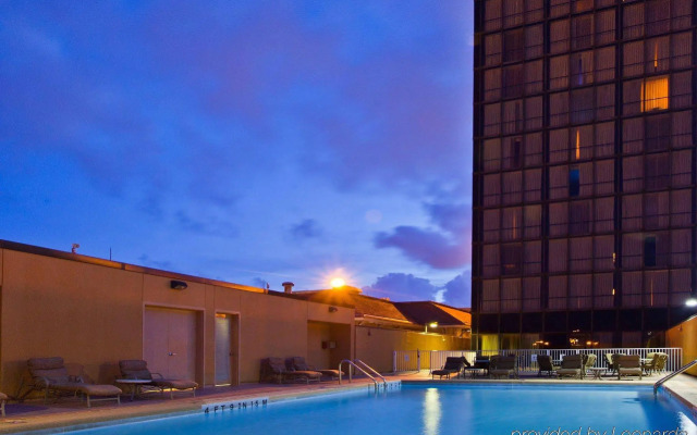 Pensacola Grand Hotel