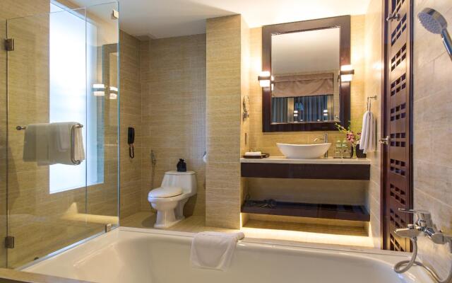 Golden Sand Resort & Spa