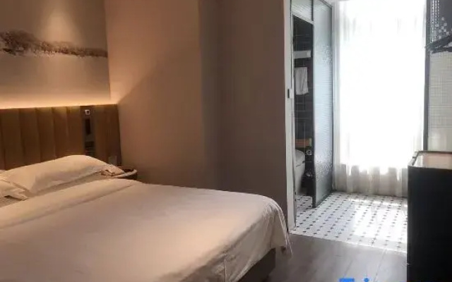 Huale Song Hotel (Xidan Financial Street)