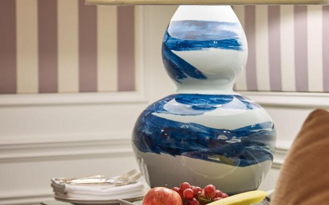 5th & 55th Residence Club