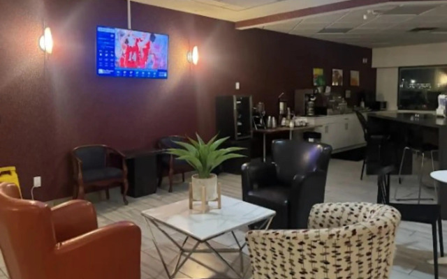 Ramada by Wyndham Nisku Edmonton Airport