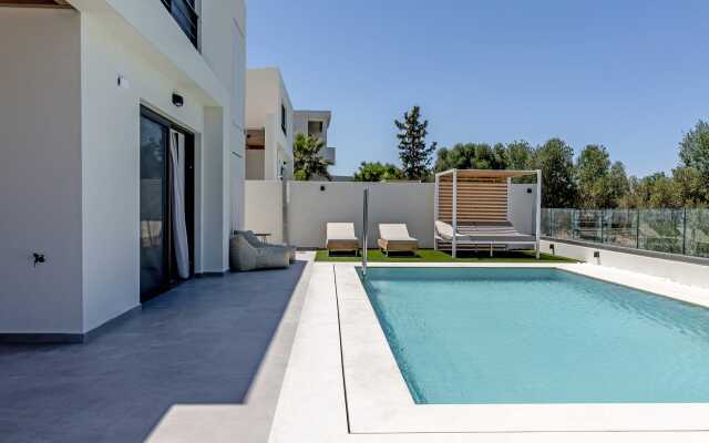 NOLA Nomadic Luxury Villas