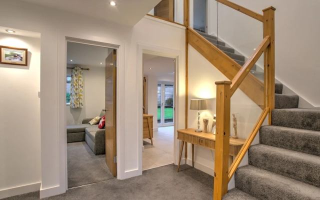 Modern Massive Family Home South Manchester