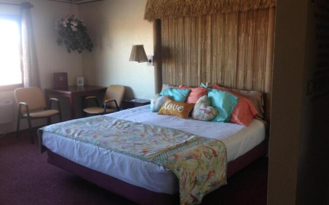 Riverside Inn