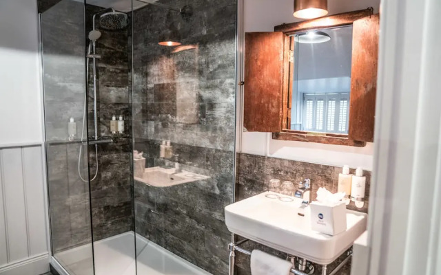 Best Western Beaumont Hotel