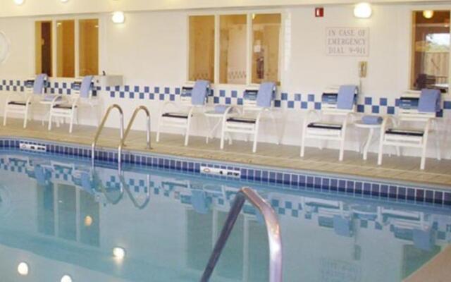 Fairfield Inn by Marriott Tracy