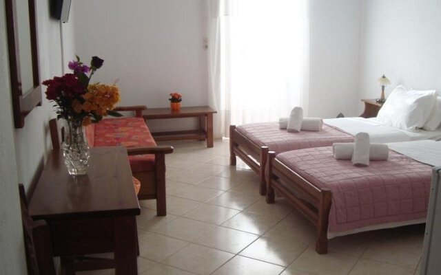 Aparthotel Athina