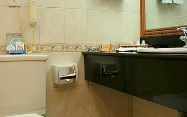 Maxcourt Hotel