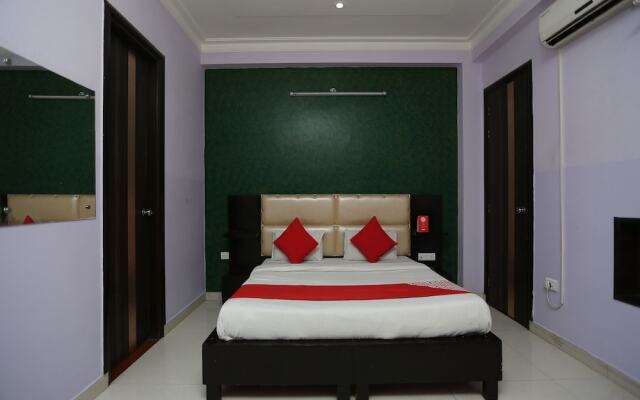 Oyo 14279 Bed Inn