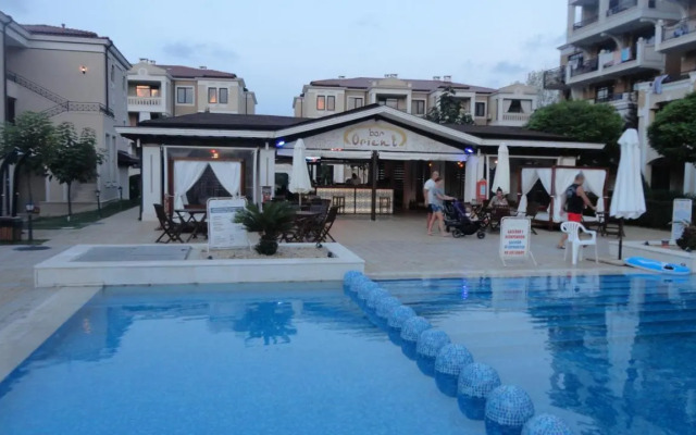 Apartment in Green Beach Resort Kavatsi