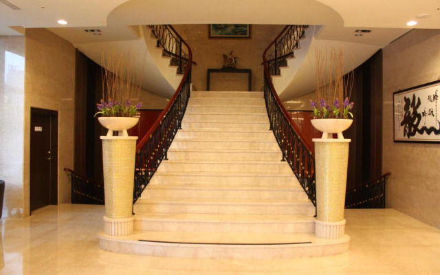 Golden Tulip Zhong Xin Hotel Taichung