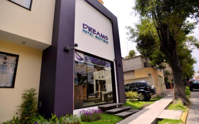 Dreams Boutique Hotel