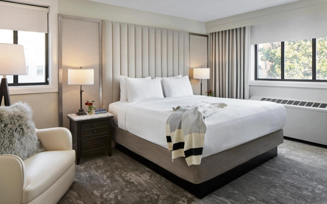 Capitol Hill Hotel