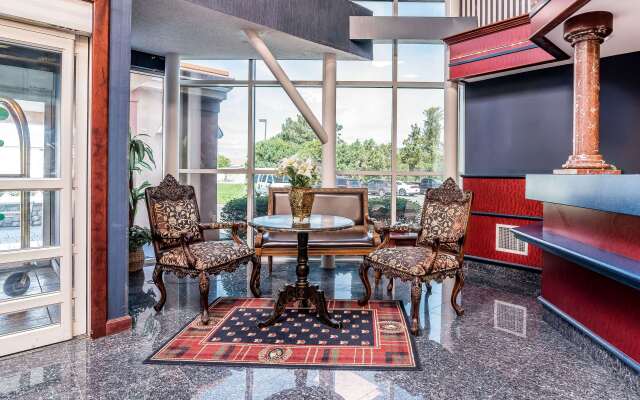 Quality Inn & Suites Albany Airport