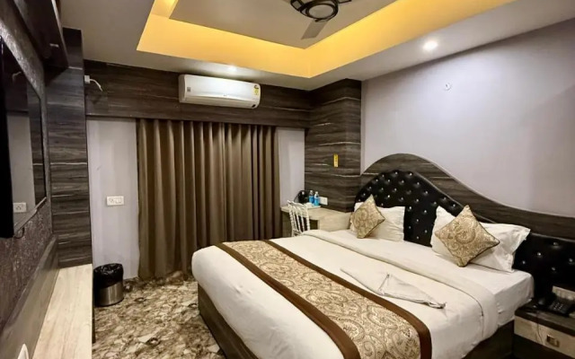 OYO 27992 Hotel Ganpati