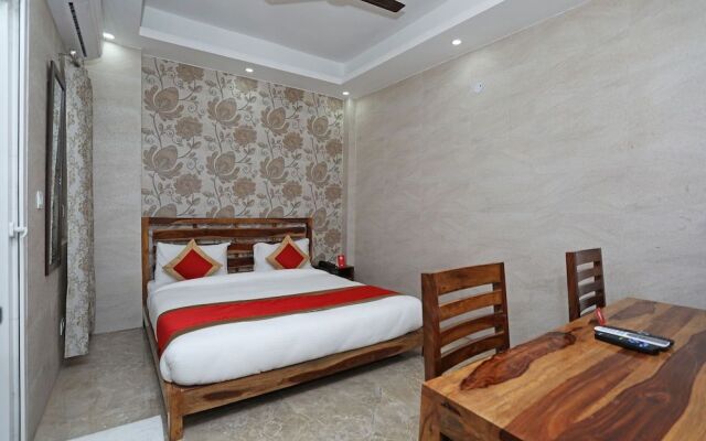 Hotel Golden Leaf By OYO Rooms