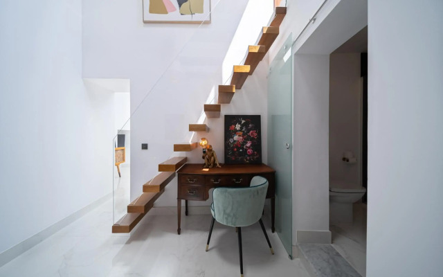 El Charco Suites