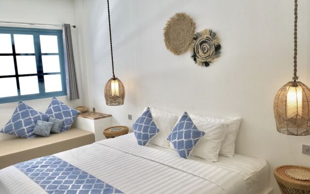 Seaesta Komodo Hotel & Hostel