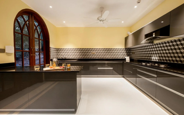 LohonoStays Sacri Borod Hill 5