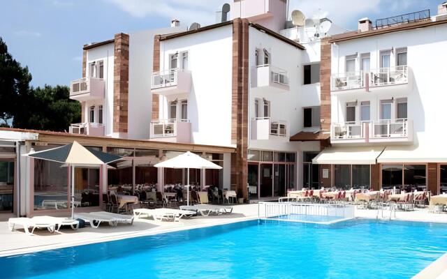 Hanedan Beach Hotel