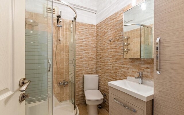 Charming Flat 5 Min to Taksim Square in Beyoglu