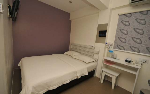 M Design Hotel at Pandan Indah