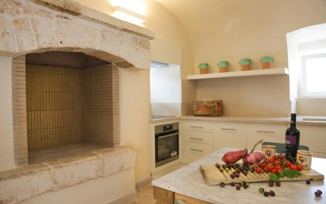 TD Casa Lul Panoramic Pool Over Mediterranean Scrub