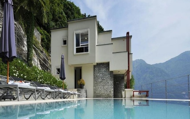Villa Parisi