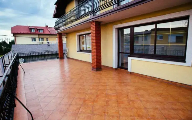 Tanie Noclegi Bartek 2